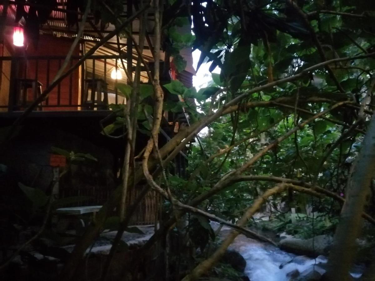 แม่อุ๊ยโฮมสเตย์&Mae Uai Homestay Ban Pok Nai Bagian luar foto
